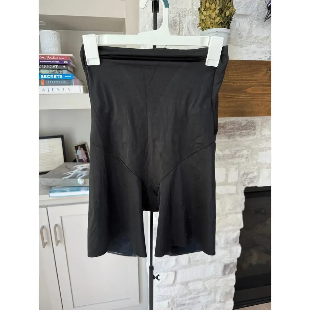 Soma Women's Black Mid-Level Shaping Vanishing Edge Thigh Slimmer Size XXL